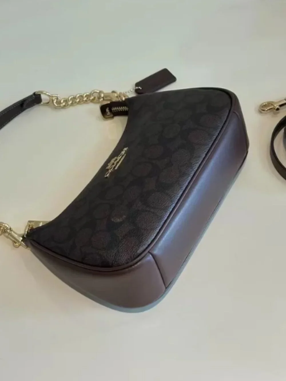 Signature Brown Canvas Shoulder Bag Crossbody Purse Gold Chain Detail Excellent